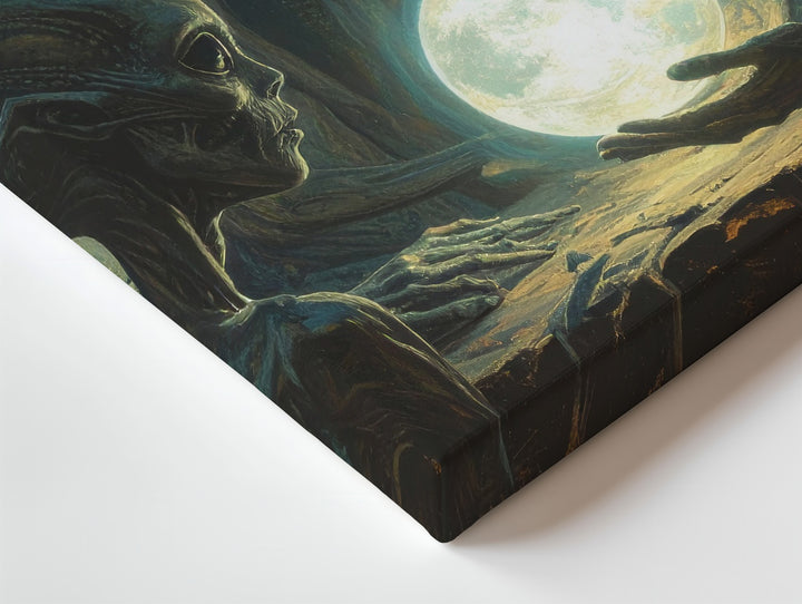 Alien Gathering Canvas – Mysterious Ritual with Glowing Orb - Gifitto