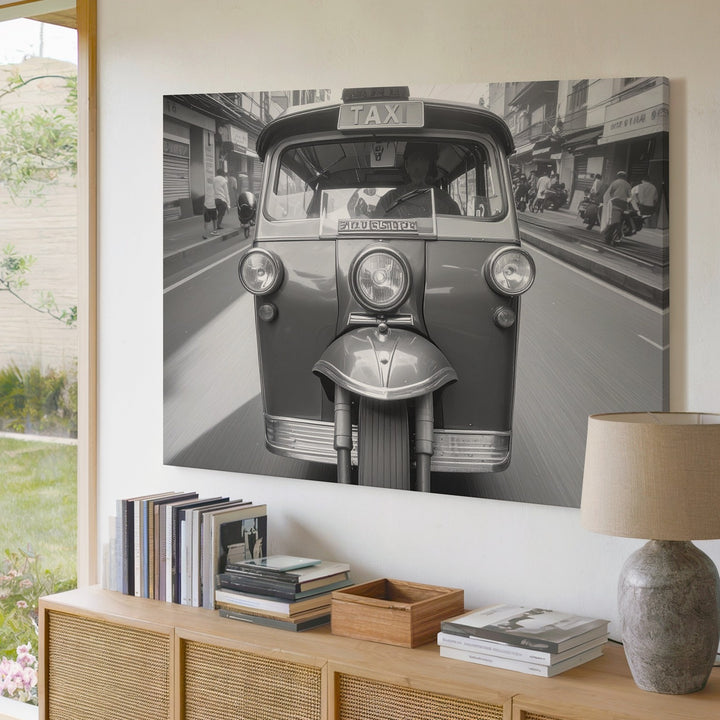 Dynamic Tuk-Tuk Taxi Canvas – Black & White Urban Motion Photography - Gifitto