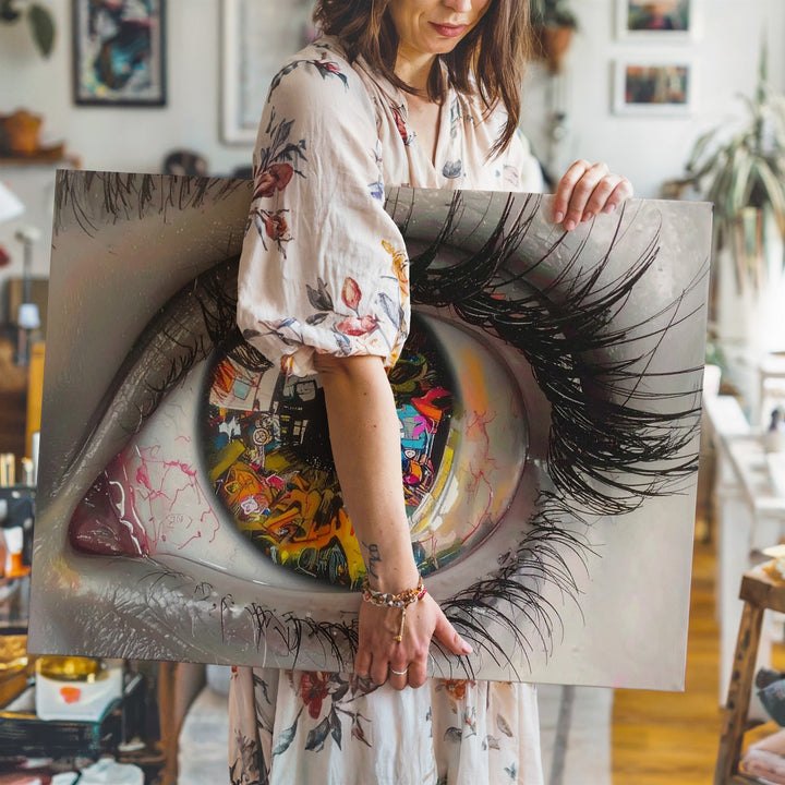 Graffiti Eye Canvas – Hyperrealistic Portrait with Urban Street Art Iris - Gifitto
