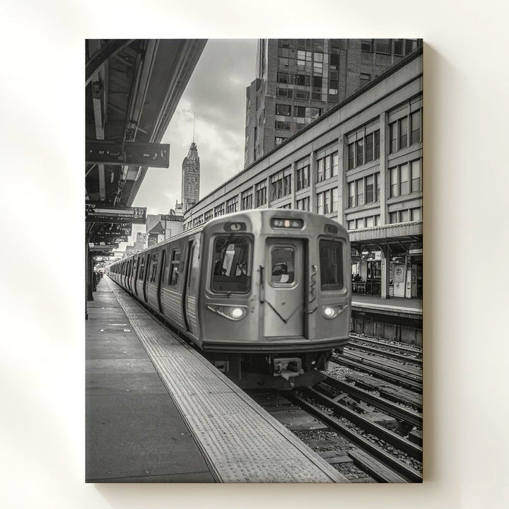 Subway Train Motion Canvas – Black and White Urban Scene with Blurred Movement - Gifitto
