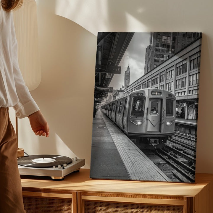 Subway Train Motion Canvas – Black and White Urban Scene with Blurred Movement - Gifitto