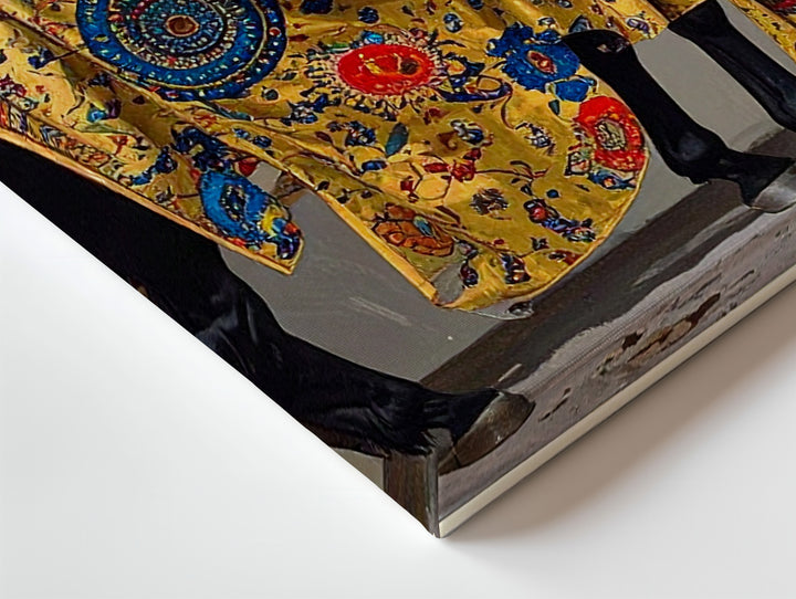 Golden Tapestry Horse Canvas – Klimt-Inspired Regal Equine Art - Gifitto