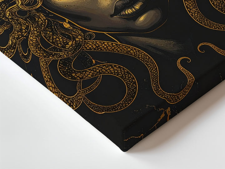 Golden Medusa Canvas – Luxurious Mythical Wall Art on Black Marble - Gifitto