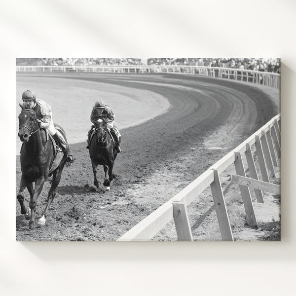 Vintage Velocity Canvas – Black & White Jockey & Racehorse Photography - Gifitto