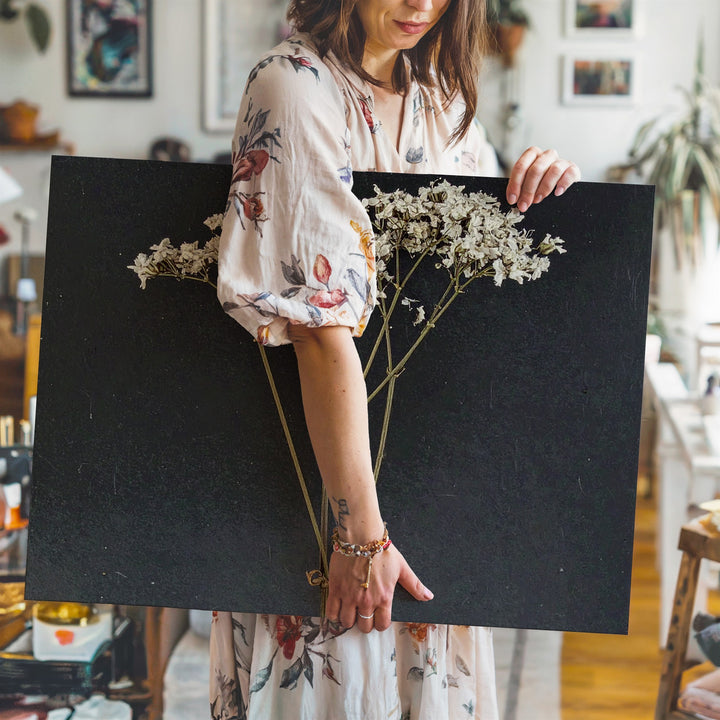 Delicate Dried Flower Canvas – Minimalist Botanical Art - Gifitto