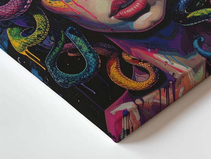 Neon Medusa Graffiti Canvas – Urban Mythology Street Art Wall Decor - Gifitto