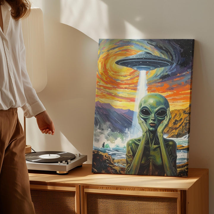 UFO "The Scream" Canvas – Surreal Sci-Fi & Iconic Artwork Fusion Art - Gifitto