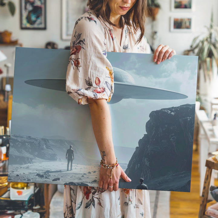 UFO Encounter Canvas – Lone Figure and Ethereal Light Beam - Gifitto