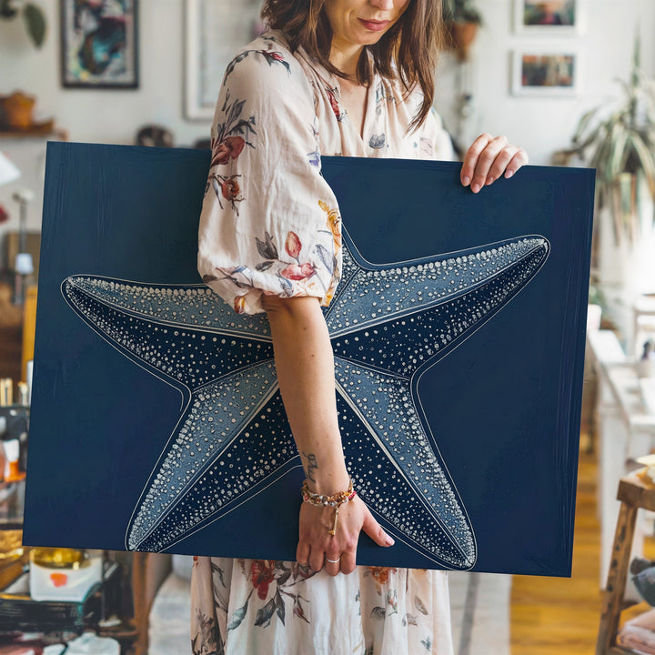 Minimalist Starfish Canvas – White Line Art on Deep Navy - Gifitto