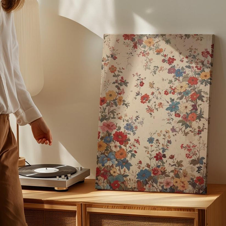 Vintage Floral Canvas – Timeless Blossom Wall Art in Soft Muted Tones - Gifitto