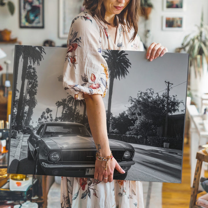 Black & White Muscle Car Canvas – Vintage Americana with Palm Trees & Sunlight - Gifitto