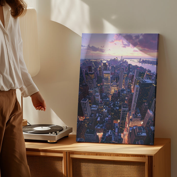 Manhattan Sunset Cityscape Canvas – Aerial View of Skyscrapers and Twilight Reflections - Gifitto