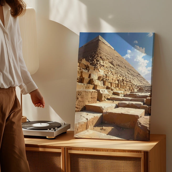 Great Pyramid of Giza Canvas – Realistic Photograph of Ancient Egyptian Grandeur - Gifitto