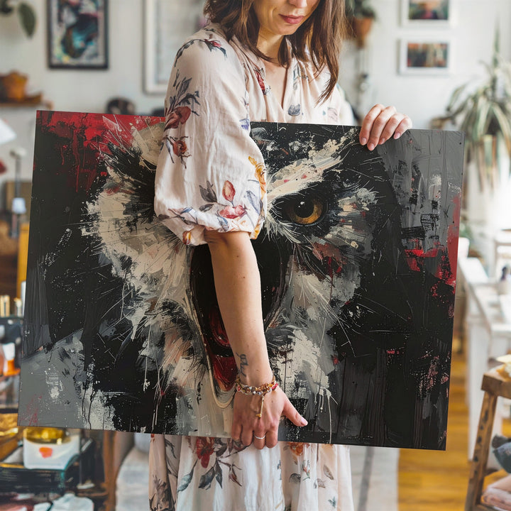 Screaming Owl Expressionist Canvas – Fierce Nocturnal Halloween Art - Gifitto