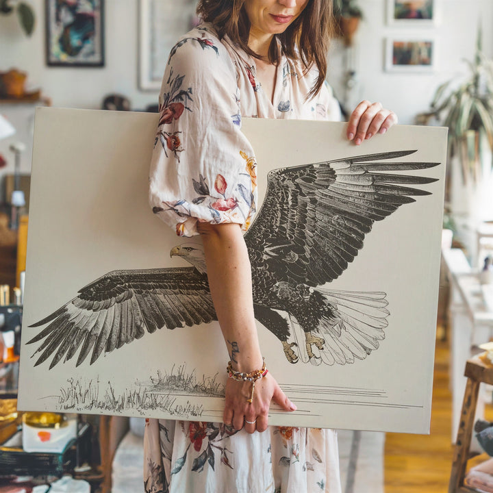 Soaring Eagle Line Art Canvas – Minimalist Ink Patriotic Wall Art - Gifitto